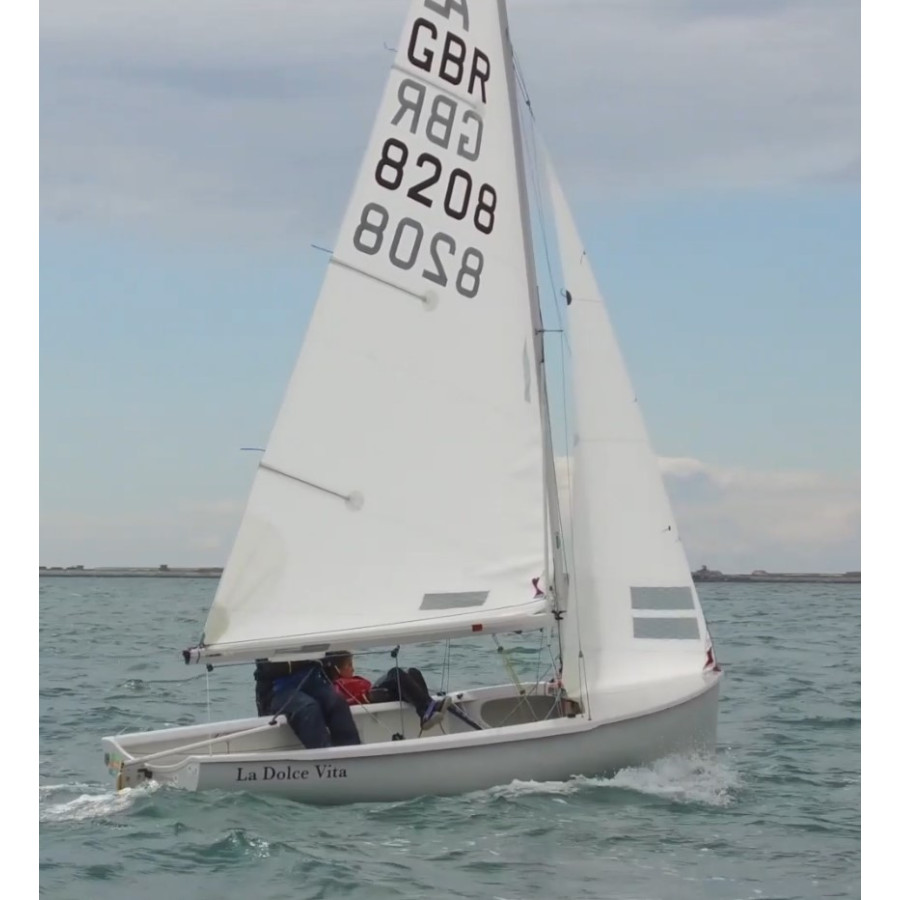 Albacore Dinghy Sail Number 8208